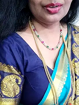 Snapshot of Deepthi_Mysore chatting on 02-25-25, 12:55 Deepthi Mysore online show from 02-25-25, 12:55