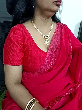 Snapshot of Deepthi_Mysore chatting on 02-26-25, 04:47 Deepthi Mysore online show from 02-26-25, 04:47