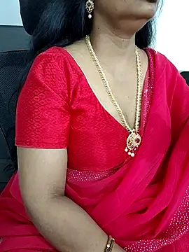 Snapshot of Deepthi_Mysore chatting on 02-26-25, 03:30 Deepthi Mysore online show from 02-26-25, 03:30