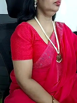Snapshot of Deepthi_Mysore chatting on 02-27-25, 04:52 Deepthi Mysore online show from 02-27-25, 04:52
