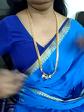 Snapshot of Deepthi_Mysore chatting on 03-05-25, 03:40 Deepthi Mysore online show from 03-05-25, 03:40