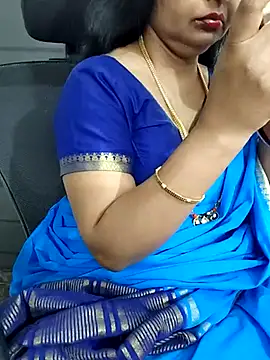 Snapshot of Deepthi_Mysore chatting on 03-14-25, 11:53 Deepthi Mysore online show from 03-14-25, 11:53