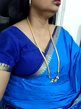 Snapshot of Deepthi_Mysore chatting on 03-15-25, 02:12 Deepthi Mysore online show from 03-15-25, 02:12