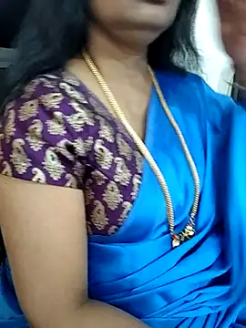Snapshot of Deepthi_Mysore chatting on 03-16-25, 01:49 Deepthi Mysore online show from 03-16-25, 01:49