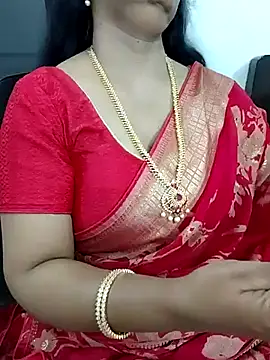 Snapshot of Deepthi_Mysore chatting on 03-17-25, 02:12 Deepthi Mysore online show from 03-17-25, 02:12