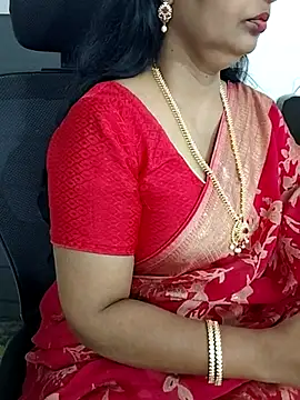 Snapshot of Deepthi_Mysore chatting on 03-18-25, 12:49 Deepthi Mysore online show from 03-18-25, 12:49