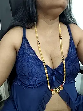 Snapshot of Deepthi_Mysore chatting on 10-03-25, 04:15 Deepthi Mysore online show from 10-03-25, 04:15