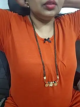 Snapshot of Deepthi_Mysore chatting on 10-20-25, 01:28 Deepthi Mysore online show from 10-20-25, 01:28