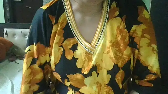 couplesuni online show from 10-28-25, 03:10