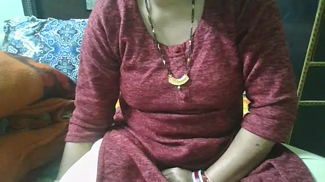 couplesuni online show from 11-23-25, 06:46