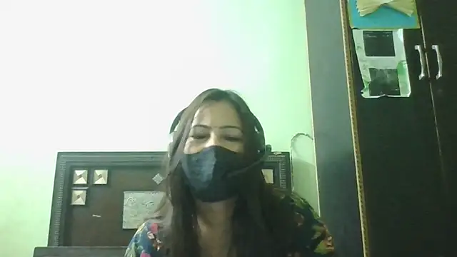 couplesuni online show from 04-11-26, 05:28