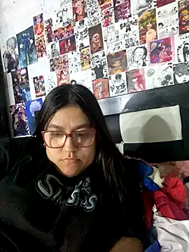 dafne19  online show from 12-14-25, 03:56