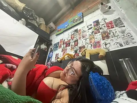 dafne19  online show from 07-20-26, 01:42