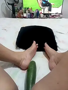 ambarlennoix online show from 04-05-26, 06:21