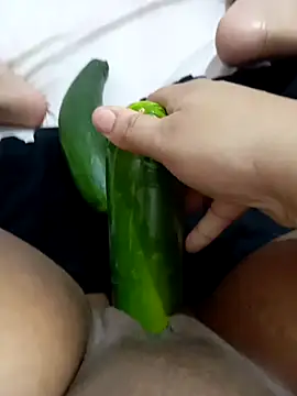 ambarlennoix online show from 04-10-26, 09:14