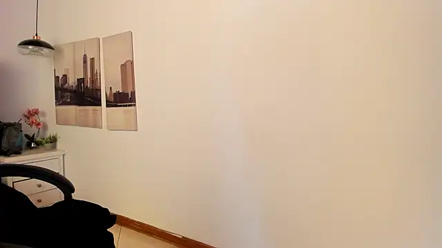 Alaia Cute online show from 03-11-25, 02:43