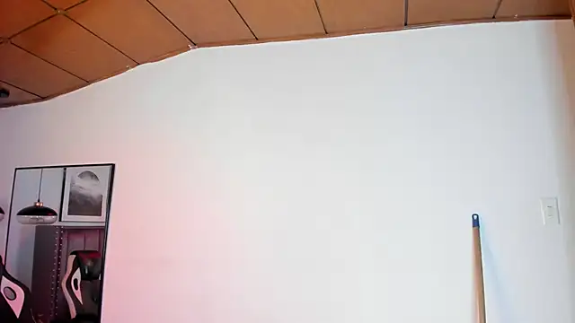 Alaia Cute online show from 10-04-25, 03:54