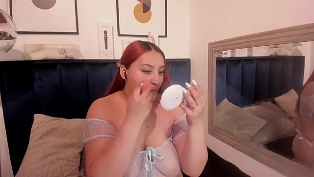 Alaia Cute online show from 06-11-26, 03:04