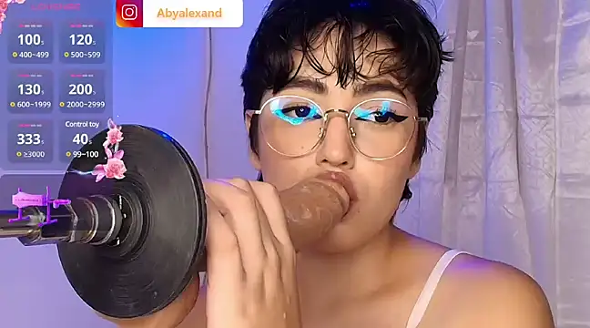 Snapshot of baby_alexx chatting on 12-04-24, 04:54 baby alexx online show from 12-04-24, 04:54