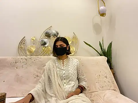 MaYaa  11 online show from 02-14-25, 12:14