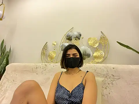 MaYaa  11 online show from 02-18-25, 12:17