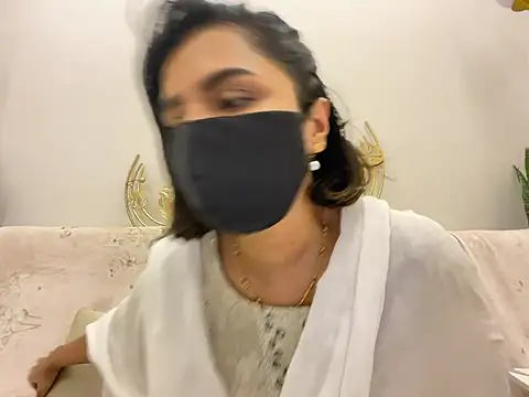 MaYaa  11 online show from 02-27-25, 12:23