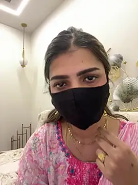 MaYaa  11 online show from 02-17-26, 07:05