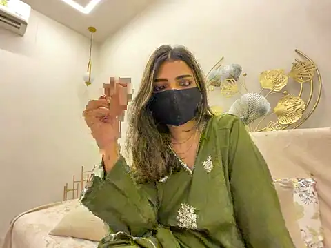 MaYaa  11 online show from 03-11-26, 06:08