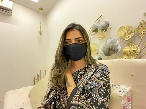 MaYaa  11 online show from 03-20-26, 07:02