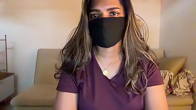 Snapshot of MaYaa__11 chatting on 07-29-26, 07:17 MaYaa 11 online show from 07-29-26, 07:17