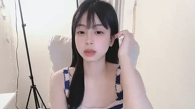 -Hottie online show from 02-23-25, 07:17