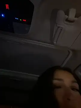 Snapshot of girlygirl1313 chatting on 12-28-24, 12:26 girlygirl1313 online show from 12-28-24, 12:26