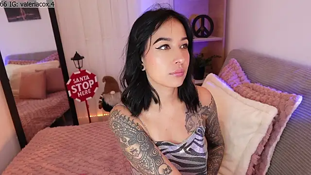 ValeriaCox online show from 11-22-25, 03:00