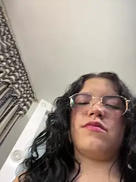 angela cortes  online show from 03-06-25, 03:13