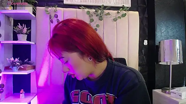 Snapshot of Mia_Rinn chatting on 01-10-25, 01:52 Mia Rinn online show from 01-10-25, 01:52