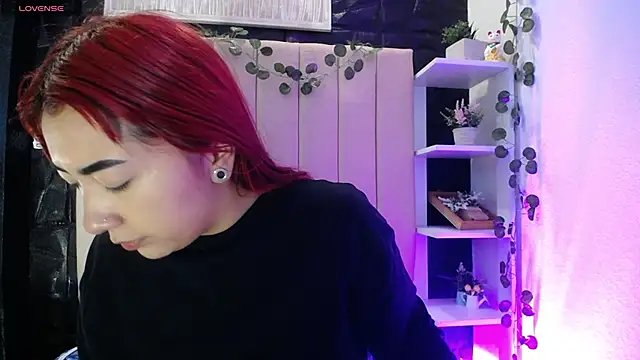 Snapshot of Mia_Rinn chatting on 01-25-25, 01:30 Mia Rinn online show from 01-25-25, 01:30