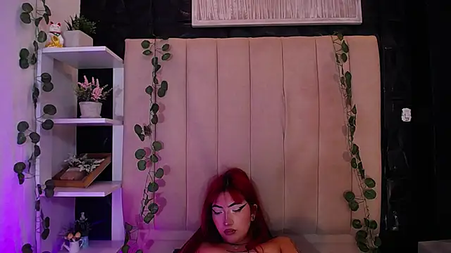 Snapshot of Mia_Rinn chatting on 02-03-25, 07:52 Mia Rinn online show from 02-03-25, 07:52
