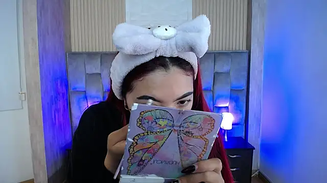 Snapshot of Mia_Rinn chatting on 09-11-25, 01:11 Mia Rinn online show from 09-11-25, 01:11