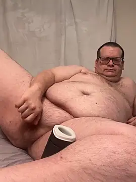 treatbobnicer online show from 11-28-25, 03:47