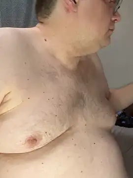 treatbobnicer online show from 02-07-26, 04:22