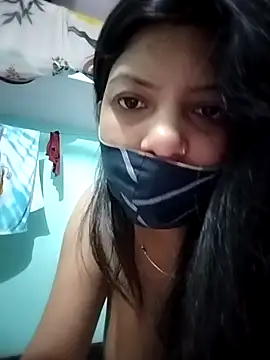 Hotty-Divya online show from 04-05-26, 03:36