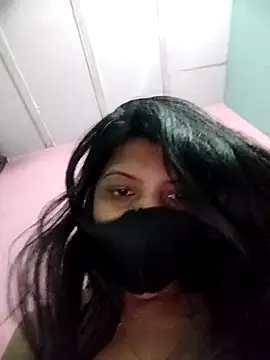 Hotty-Divya online show from 05-06-26, 02:55