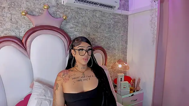 Mia Jansen online show from 04-22-26, 01:45