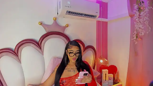 Mia Jansen online show from 07-04-26, 02:12