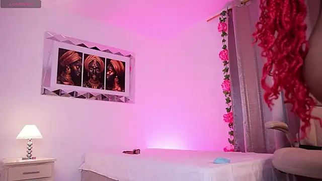 Alondrasparrow2 online show from 01-28-25, 11:39