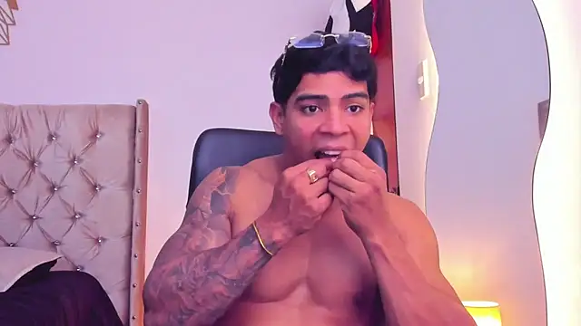 Andrew wolf7 online show from 02-03-26, 04:43