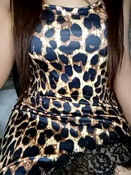 Snapshot of Patrona-fifi chatting on 01-30-25, 06:43 Patrona-fifi online show from 01-30-25, 06:43