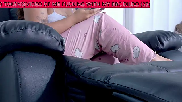 latinfeet-qos online show from 07-21-26, 03:09