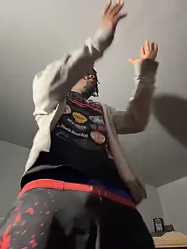 SluttyLyfe4L online show from 04-17-26, 11:35