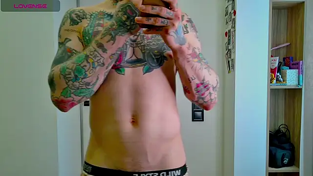 white King9999 online show from 03-03-26, 01:06